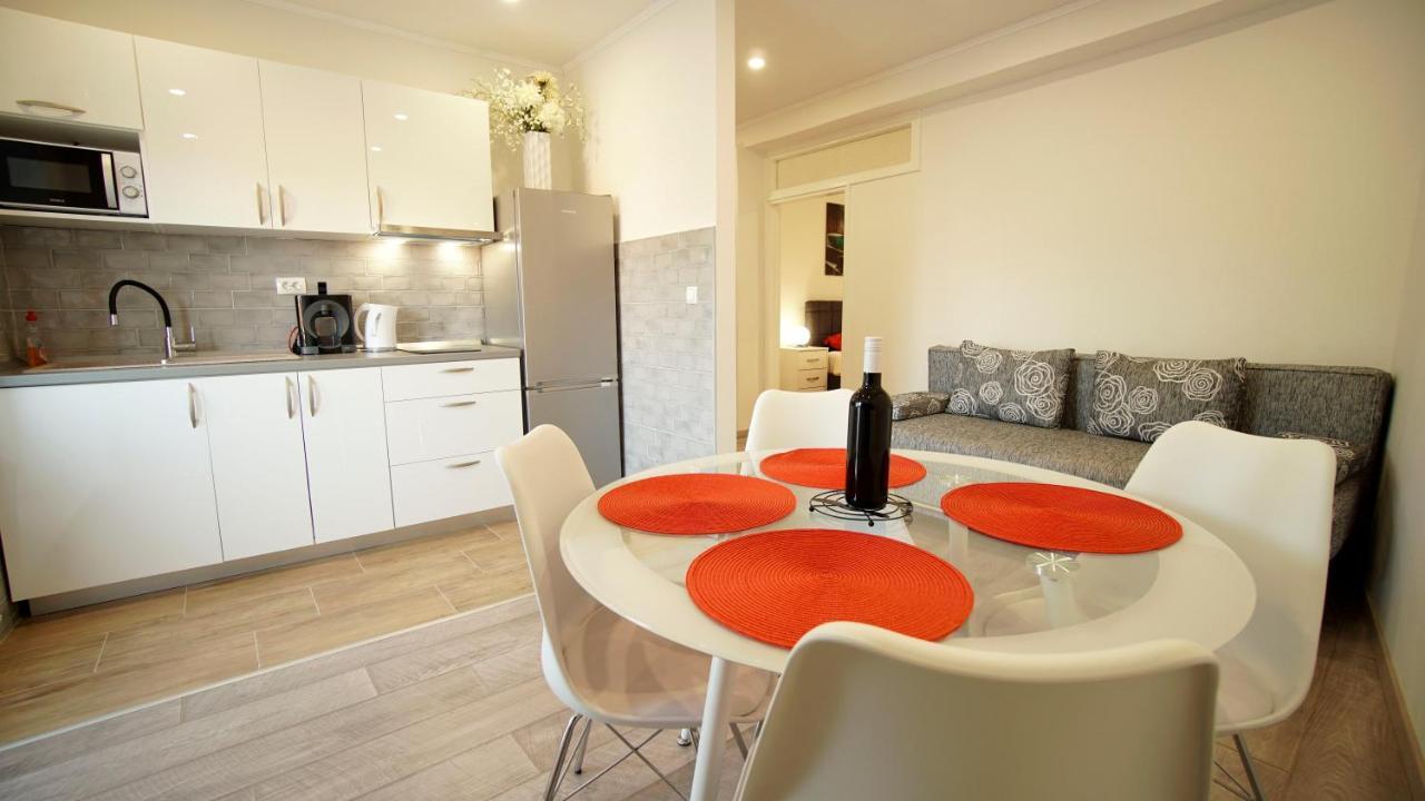 Apartment Caramela นิน ภายนอก รูปภาพ